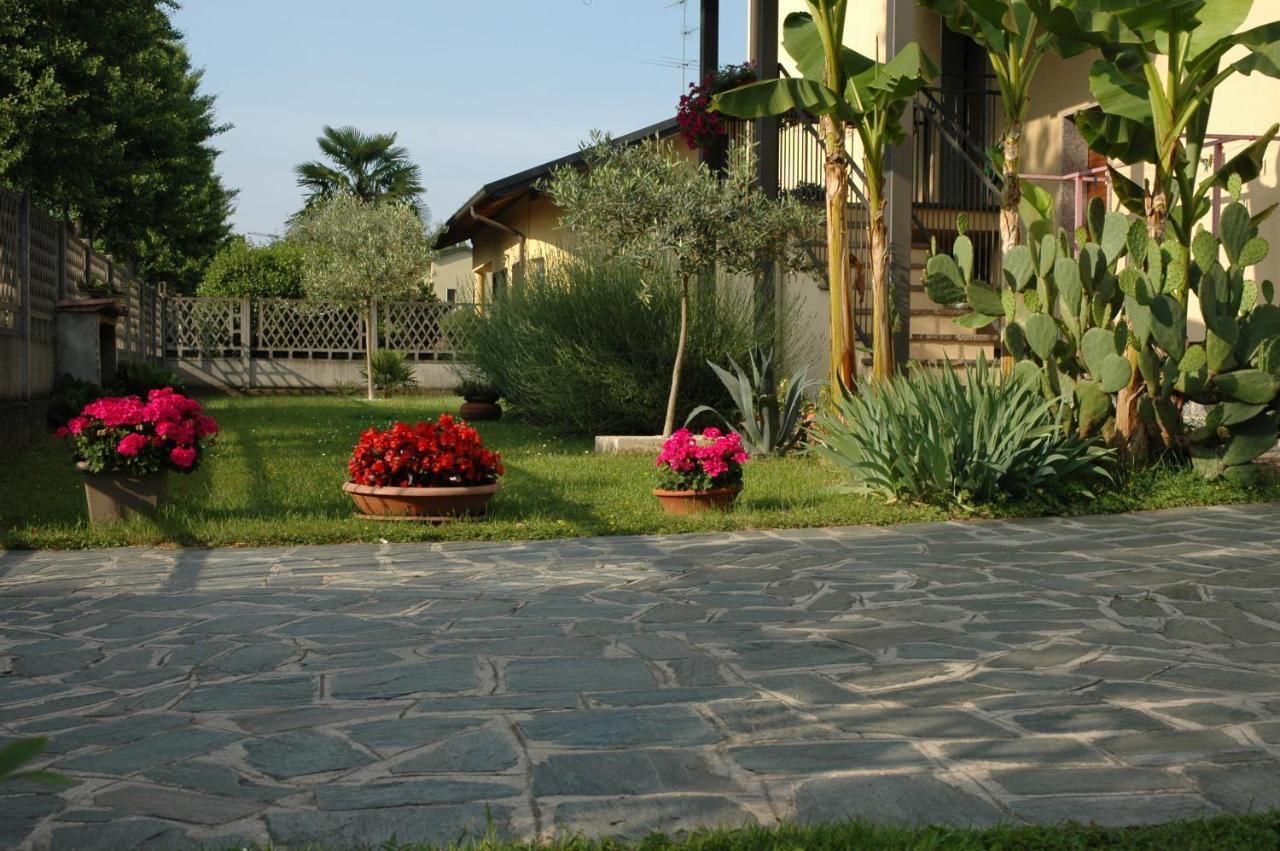 B&B Villa Carolina Vaprio d'Adda Exterior photo